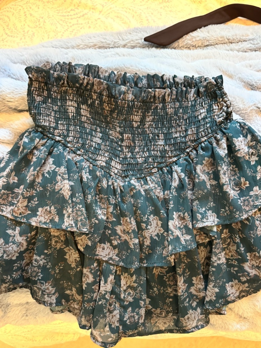 Altard state skort. Size small